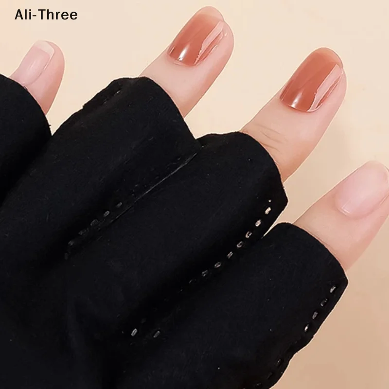 زوج من أدوات الأظافر المضادة للأشعة فوق البنفسجية قفازات الشمس السوداء نصف مكشوفة بأطراف الأصابع قفازات العلاج بالضوء مقطع قصير مع الشريط #3