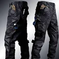 Solo pantalones MCBK