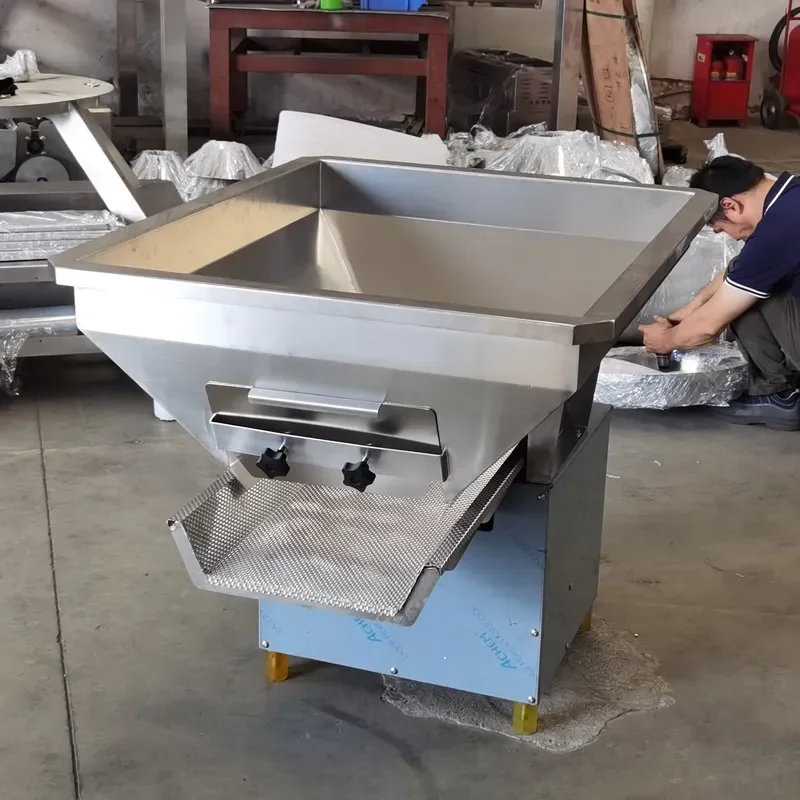 2026 Hot！ Electric-maganatic Stainless Steel Vibratory Feeder New Anti-Bacterial Adjustable Speed Bulk Feeding Bucket 6