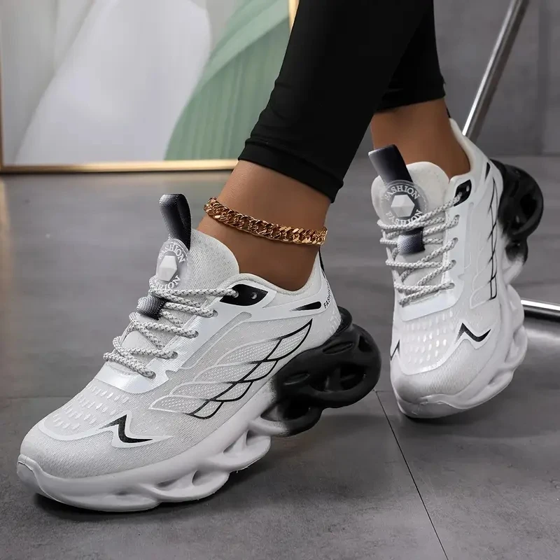 MAEDEF Women's Shoes Men Women Running Sports Shoes Lightweight Mesh Breathable Comfortable Flat Soft Tennis Shoe Sneakers Woman