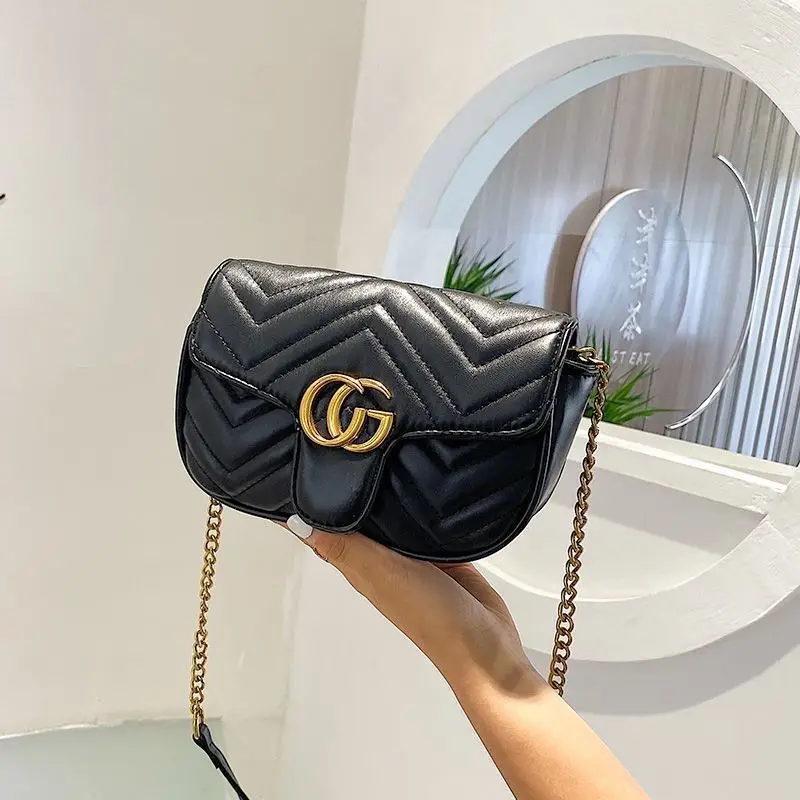 

2025 New Arrival Women's Handbag, Unique Chain-Link Crossbody Purse with Adjustable Shoulder Strap, Great for Casual Outings