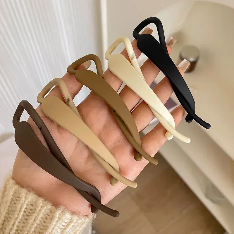 กิ๊บติดผมกิ๊ฟหนีบผมผมหางม้าแบบคลิปบิดสีทึบสำหรับหนีบผมกิ๊บติดผมเด็กผิวด้านเครื่องประดับผมง่าย