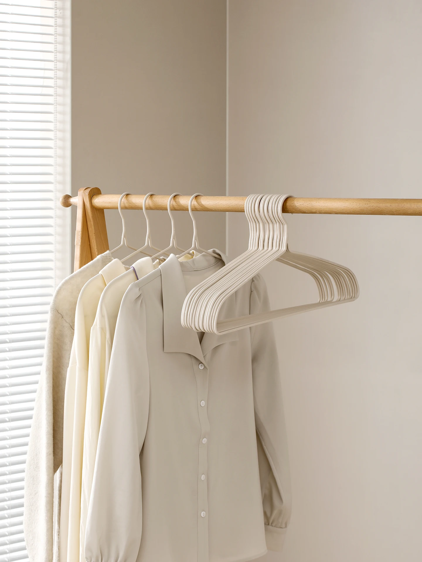 

Вешалка для одежды Fasola No-Trace с защитой от скольжения для дома и студенческих общежитий, с защитой углов плеч для одежды