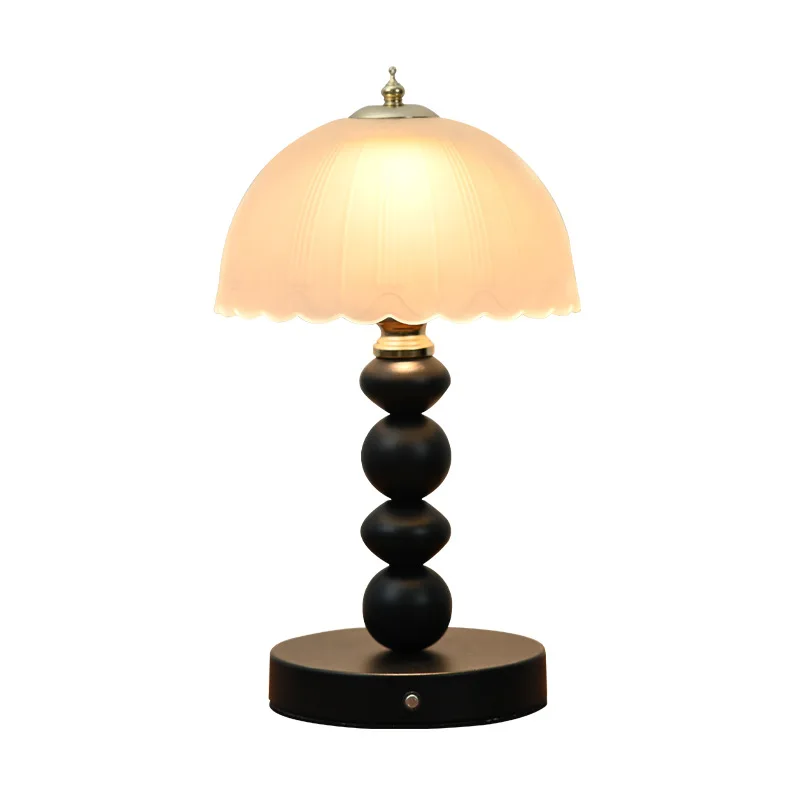 

Nordic table lamp bedside light luxury high-end bedroom gourd decorative table lamp