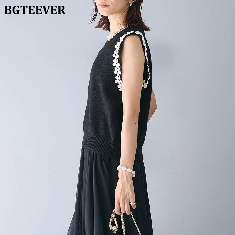 BGTEEVER Lente Zomer Losse Elegante Dames Patchwork Gebreide Tank Tops Mode O-hals Dames Mouwloze Vesten