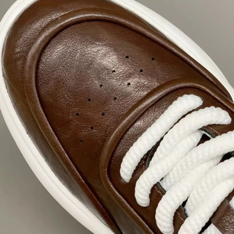 Nuevos zapatos clásicos de lujo para hombre, zapatos informales de cuero antideslizantes y cómodos para jóvenes, Zapatillas Retro para correr para hombre
