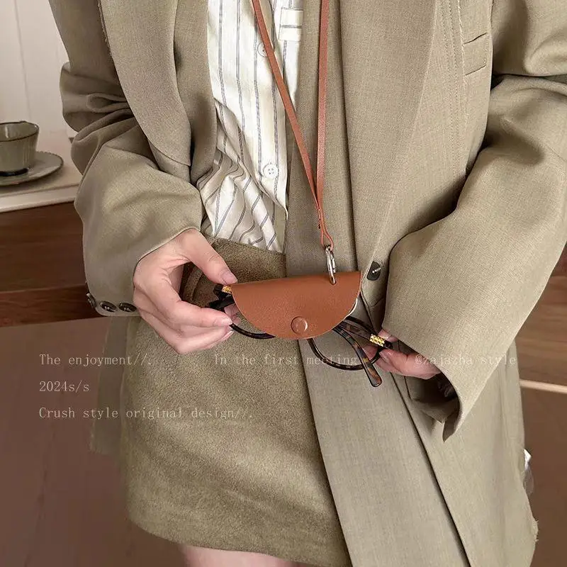 

PU Key Case Box Hanging Neck Eyeglasses Storage Pouch Headphone Storage Bag For Outdoor Hunting Biking Small Leather Bag