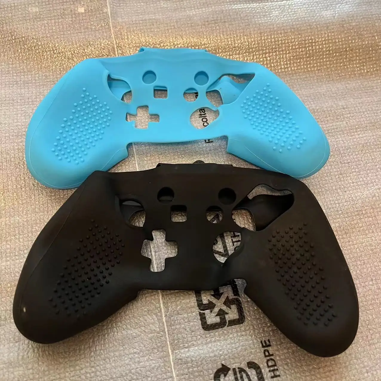 Custodia protettiva in Silicone per copertura della pelle da 2 pezzi per Controller Nintend Switch Pro