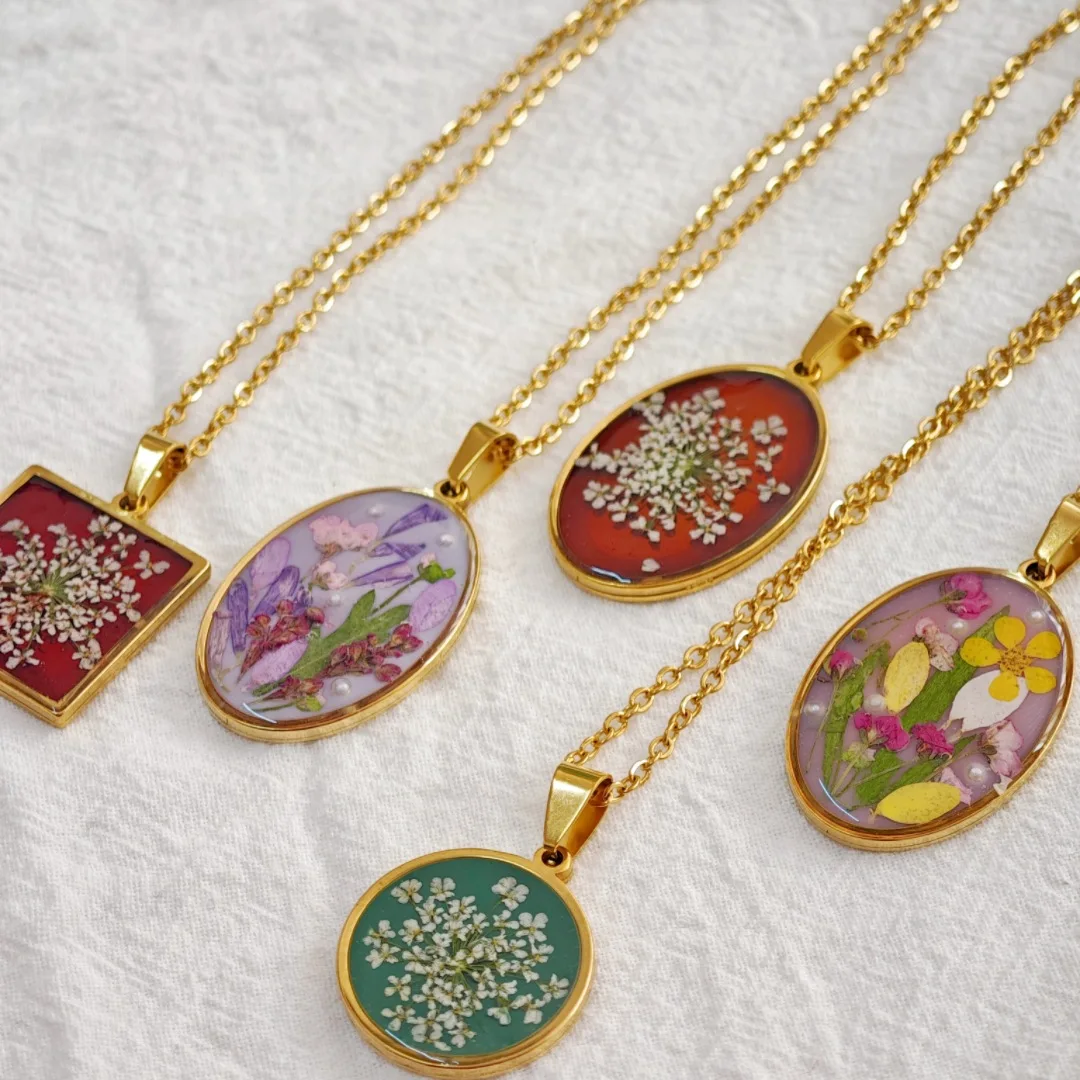 

3333 Wholesale Handmade Vintage Exquisite Real Dried Flower Necklace Titanium Steel Stainless Steel Sweater Chain Christmas Gift