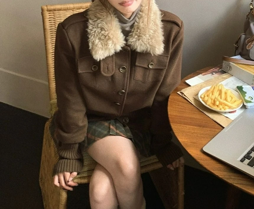 High-end Vintage Metal Buckle Coat for Women New Autumn Woolen Coat Top