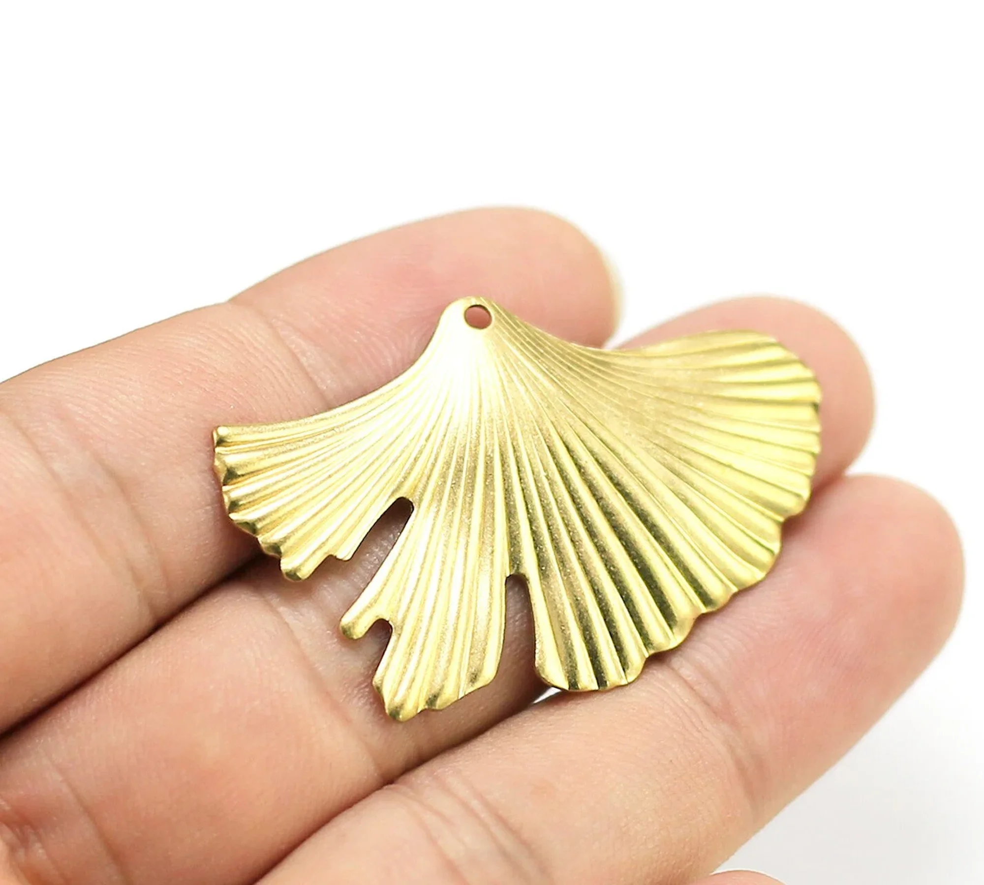 10pc Ginkgo Leaf Charm, Gingko necklace pendant, DIY Ornament, Earring Findings, 46x30mm 32x21mm, Jewelry Supplies -R995 R2781