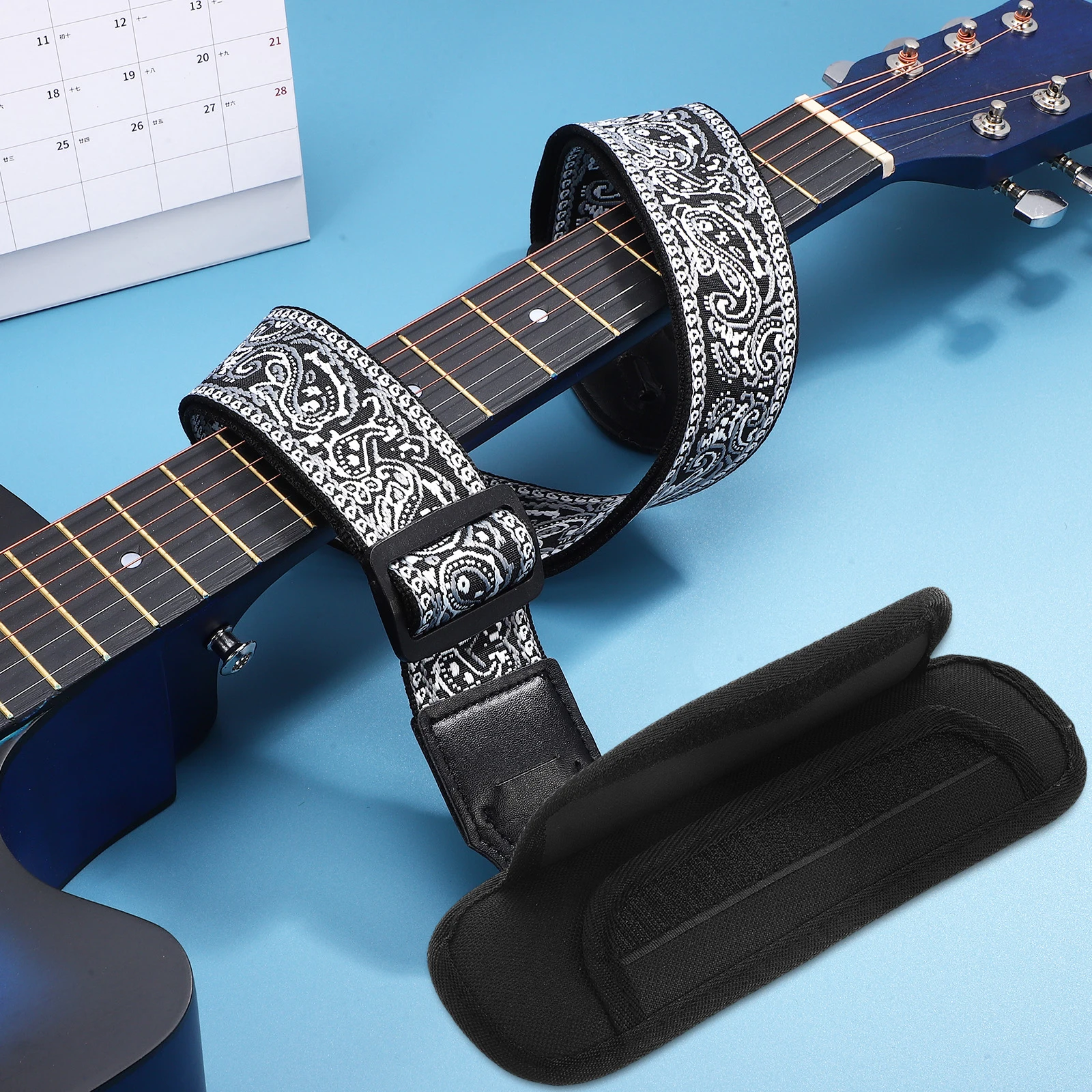 

Black Comfortable Guitar Strap Padding Soft Shoulder Relief Pad Universal Detachable Oxford Cloth Sponge Air Cushion for Bass
