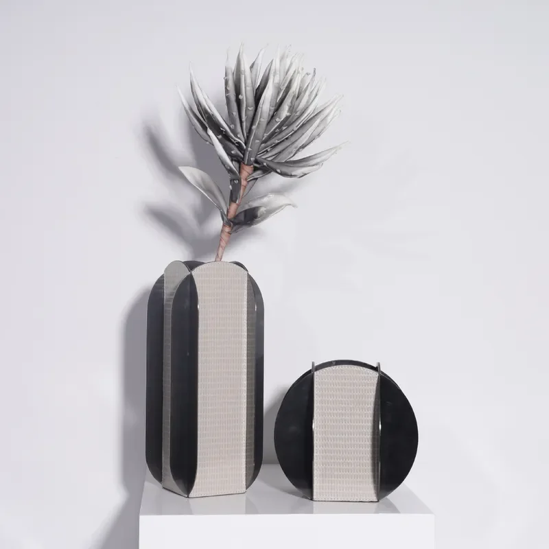 Modern Light Luxury Marble Texture Leather Vase with Dried Flowers for Living Room Home Decor Soft Furnishing Accessories