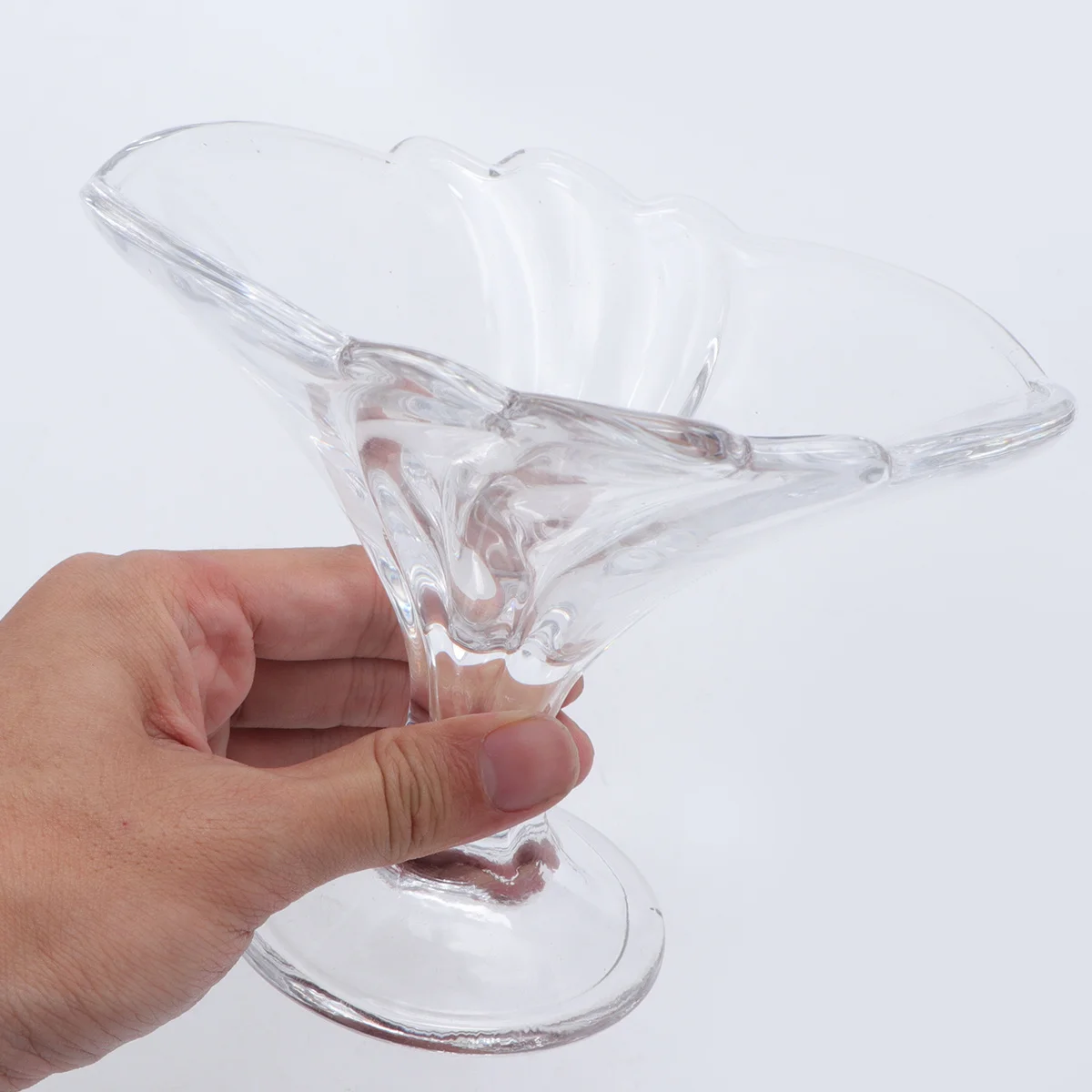 

1Pcs Glass Ice Cream Cup 250Ml Transparent Premium Durability Juice Milk Tea Holder Ideal for Home Coffee Shop