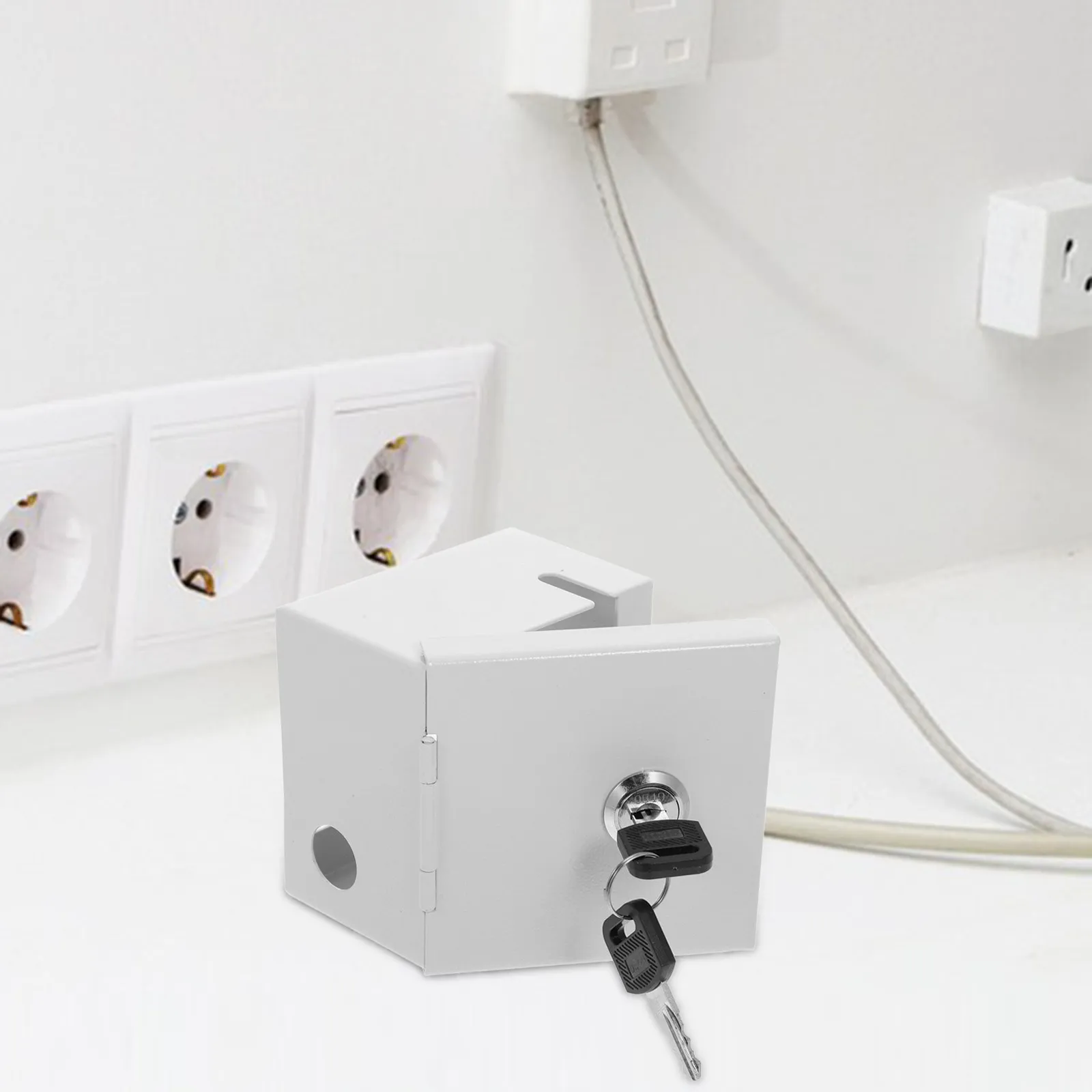 Weatherproof Lockable Wall Socket Protection Box for Outdoor Electrical Outlet Cover – Compact Design