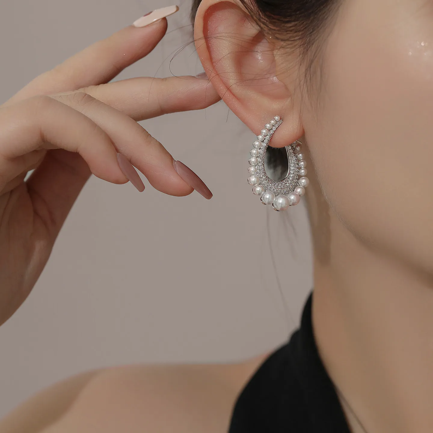 Korean new fashion jewelry 14K gold plated luxury U-shaped zircon pearl earrings elegant women's evening party accessories