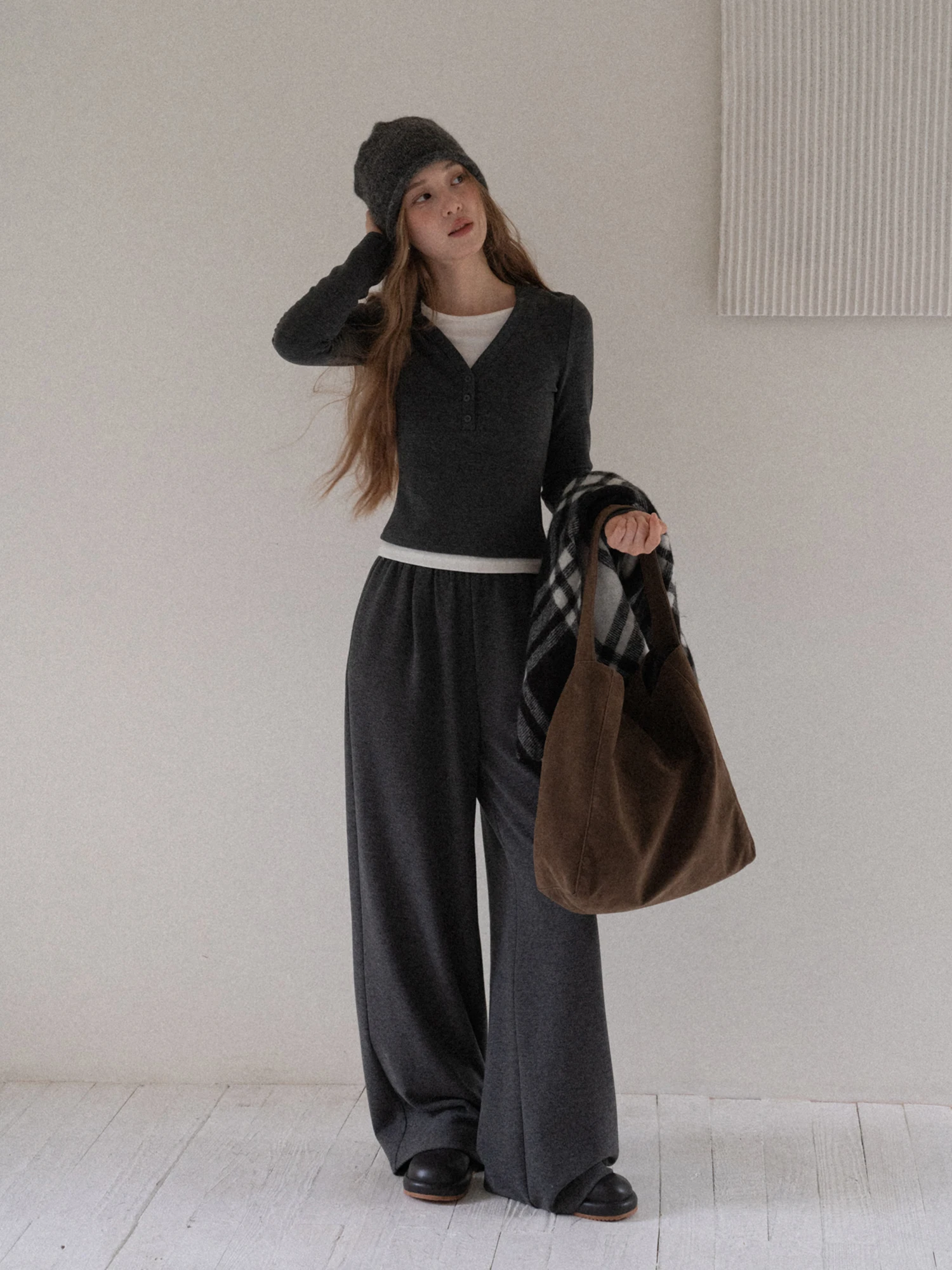 

ay Футболка с капюшоном Long Sve, прямые брюки с высокой талией, повседневные брюки, женский комплект EGGKA, повседневная одежда из полиэстера, вискозы, спандекса...