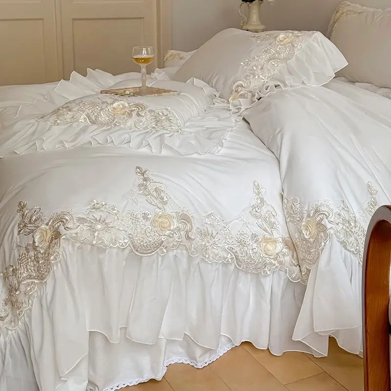 100% Cotton Vintage French Style Rose Flowers Lace Embroidery Ruffles Wedding Bedding Set Duvet Cover Set Bed Skirt Pillowcases