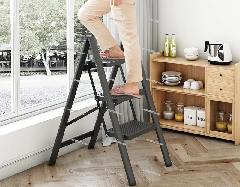 Multi-functional Folding Ladder for Home Use, Adjustable, Reinforced, Indoor Stepladder, Portable and Compact Design