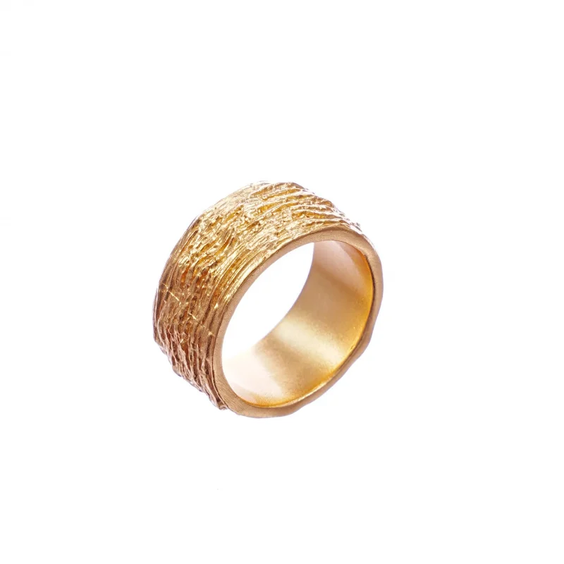 Litheline 24K Gold Plated Brass Wood Grain band Ring Solid Anti-Tarnish Plating Lightweight Comfort Minimalist Jewelty view 6