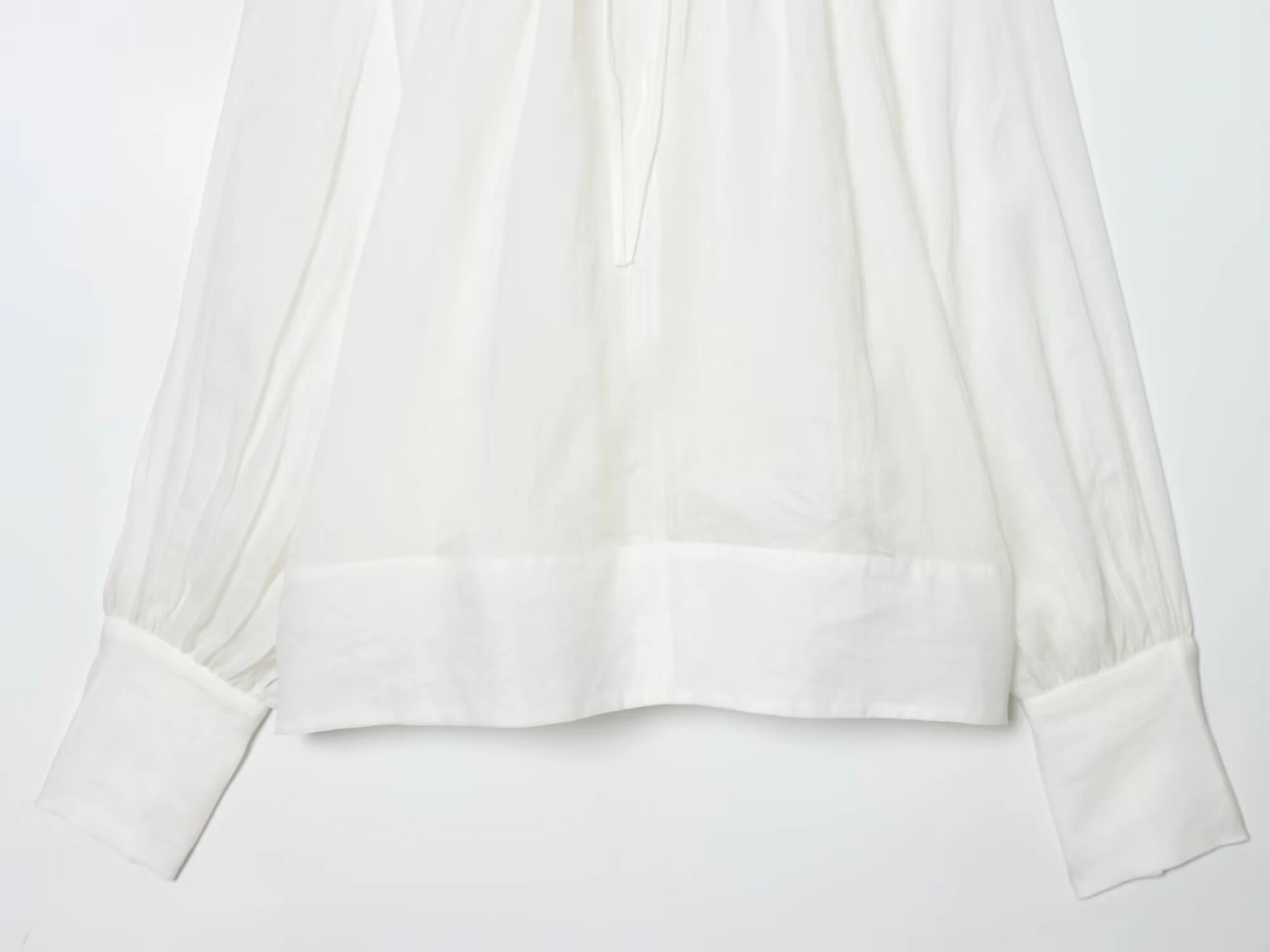 Winter new women's French style solid color linen French stand collar striped lantern long sleeved shirt top