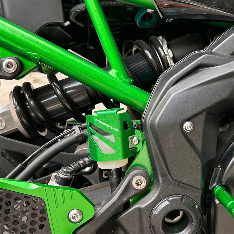 Motorcycle CNC Rear Brake Fluid Reservoir Cover Guard For KAWASAKI Versys 300 650 1000 VERSYS X300 versys X250 2009-2019 2018