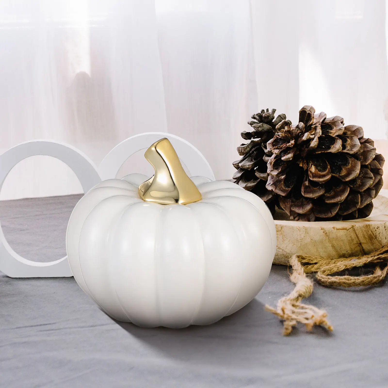 Ceramic Pumpkin Ornament Halloween Table Accent Fall Home Decor Ceramic Craft Pumpkin Statue for Living Room Kitchen Shelf