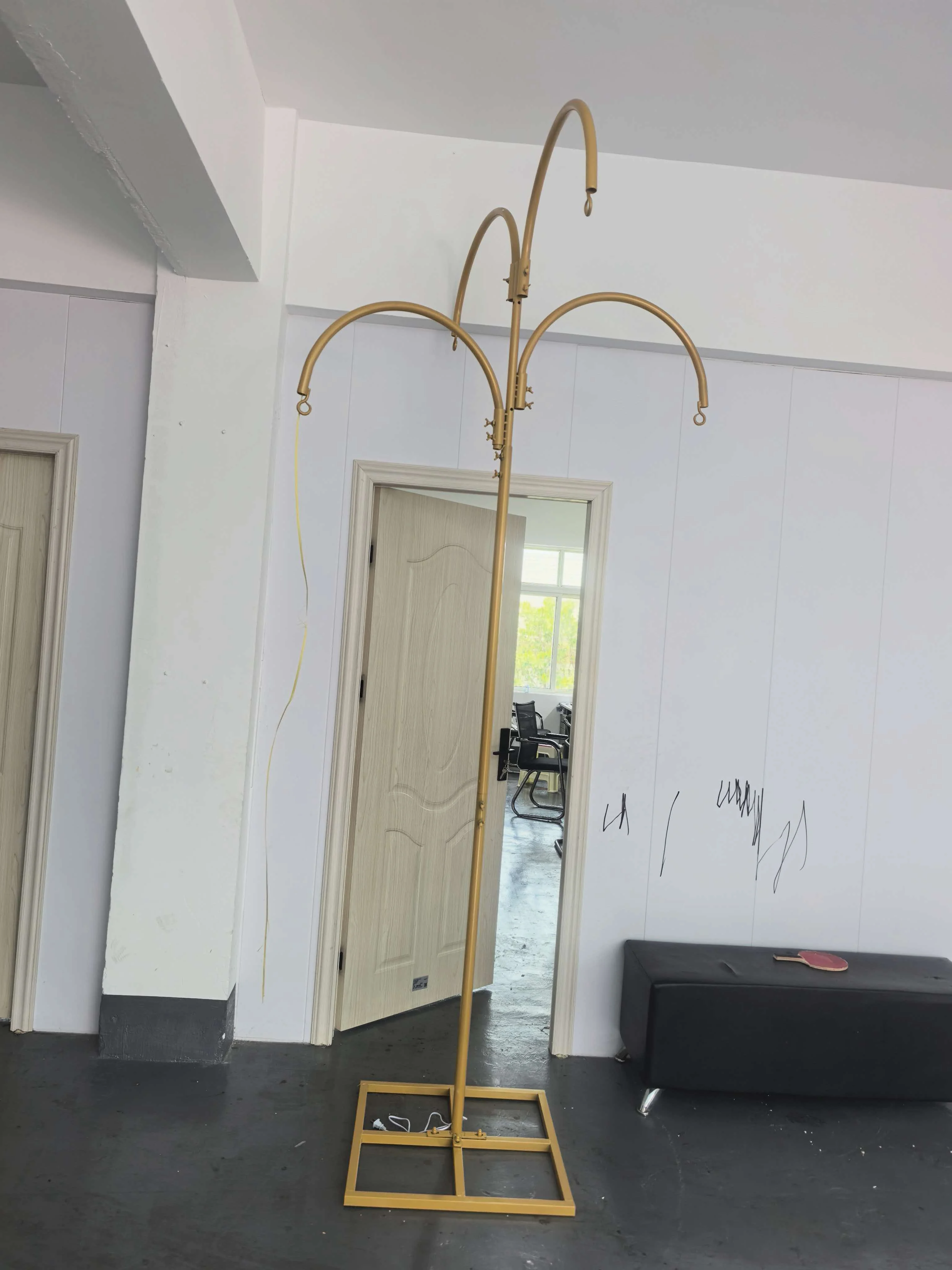 2 Stück 4-Kopf-Design-Vorhangständer, geeignet für Hochzeits- und Eventdekoration – Detail 5