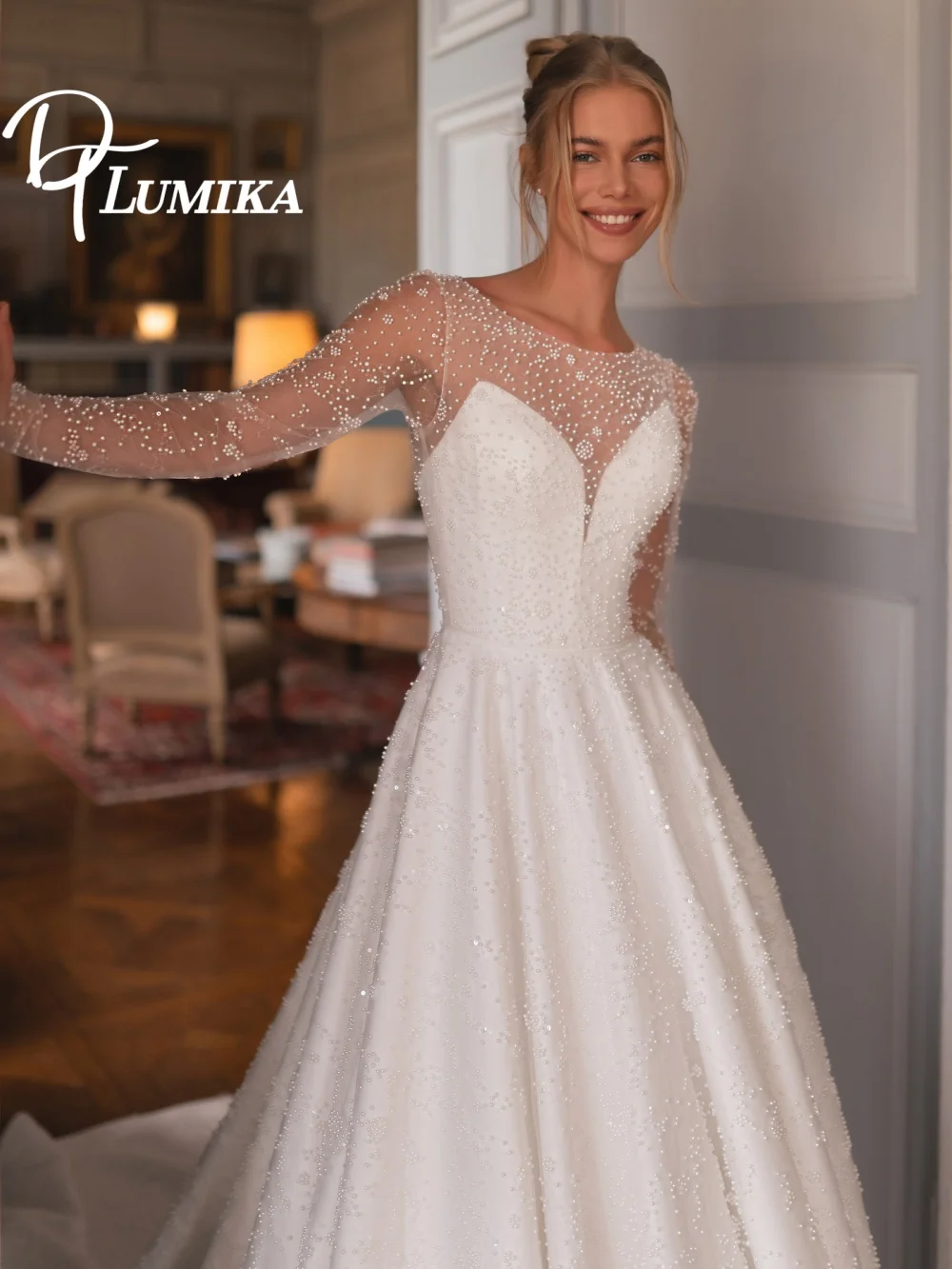 

Luxury Illusion-Neck Beaded Wedding Dress 2026 Romantic Sparkling Church Bridal Gown Fashionable Ball Gown Floor-Length Bridal