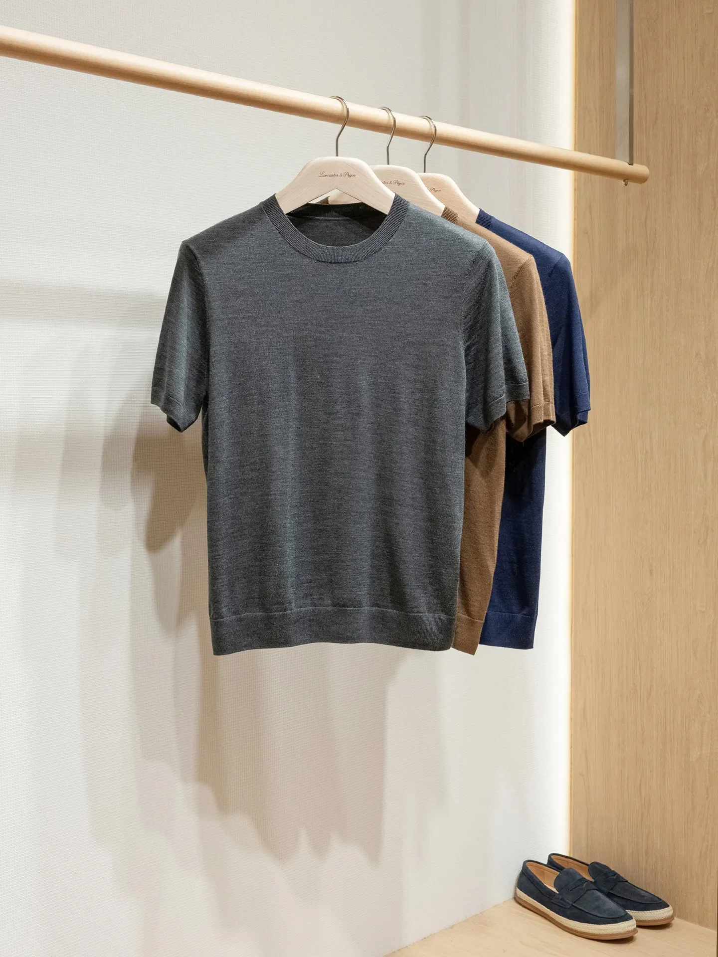 

[Minimalist old money] 16μm merino mercerized worsted wool, delicate and comfortable knitted short-sleeved T-shirt for men