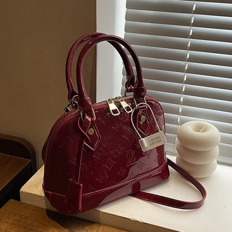 

High-End Women's Shoulder Bag Crafted From Meteor-Patterned Leather Featuring Elegant Slovakia Vintage Lightweight Soft Look​