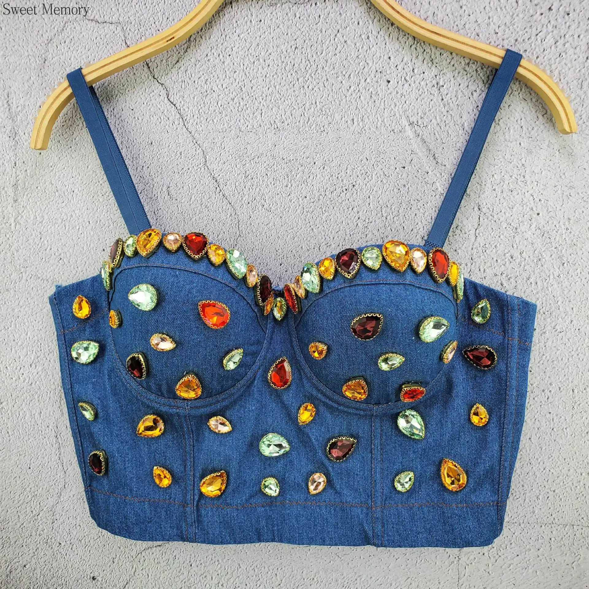 

J673 Прямая поставка, красивые бюстгальтеры для девочек, женская одежда, джинсовый укороченный топ из бисера с эффектом памяти и драгоценными камнями, красочные топы на бретельках