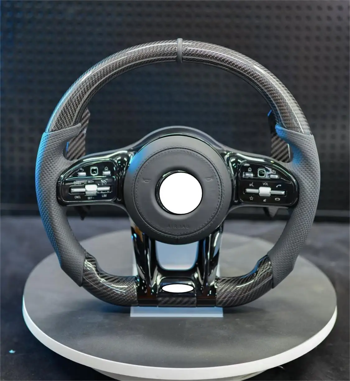

Hot Sales for Benz 809 W204 W205 W211 W212 W222 AMG GT GLE CLA a E S C G Class C63 E63 S63 G63 Carbon Fiber Steering Wheel