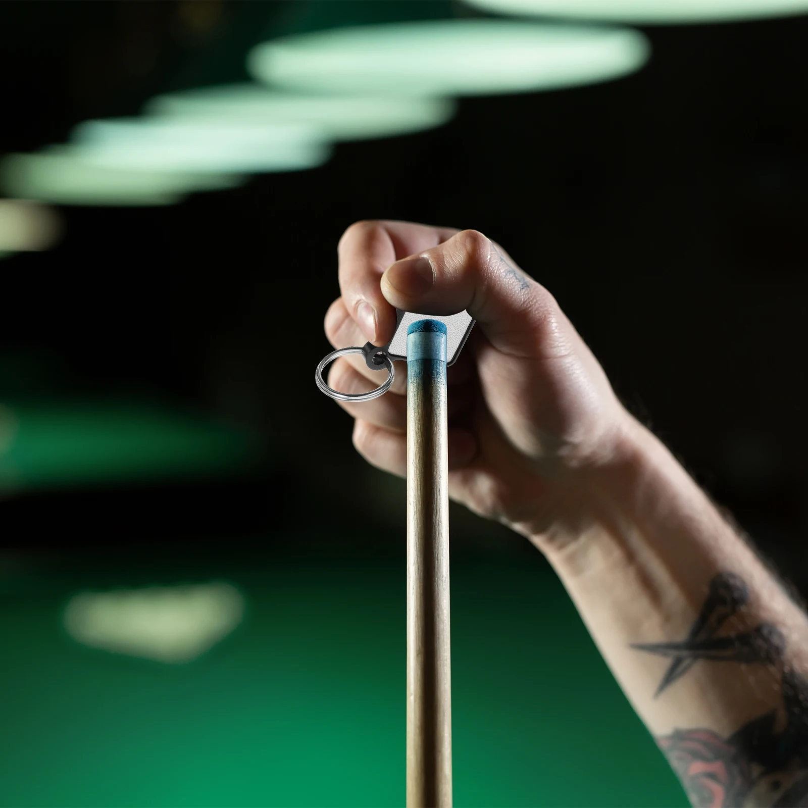 

Aluminum Cue Tip Shaper Portable Durable Pool Stick Sander Billiard Cue Tool Burnisher File Repair Metal Tip Burnisher