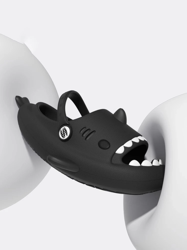 Summer  Outdoor Sandals Men's Thick-Sole Wear-Resistant Anti-Slip Beach Hole Punching Shoes Couples Unisex