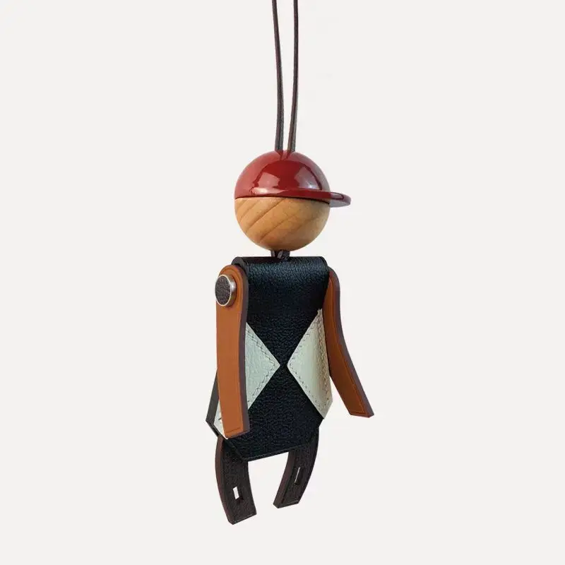 

2025 horse racing jockey pendant leather bag hanging decoration rearview mirror car decoration keychain goat leather knight