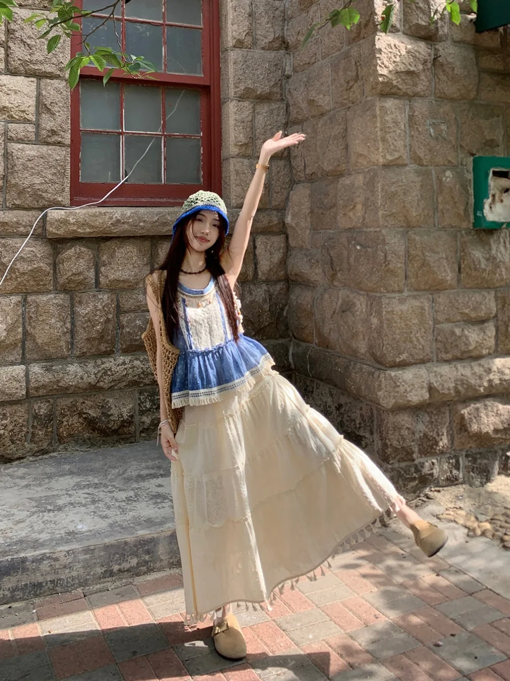 

High Quality Hot Selling Bohemian Set Blue Tie Dye Camisole Top Lace Skirt Temperament Vacation Two-piece Set Vintage Harajuku