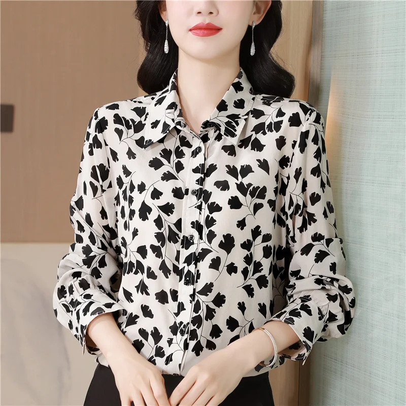 Satin Vintage Women\'s Shirts Spring/summer Prints Blouses Loose Long Sleeves Women Tops Fashion Clothing 2024 Korean