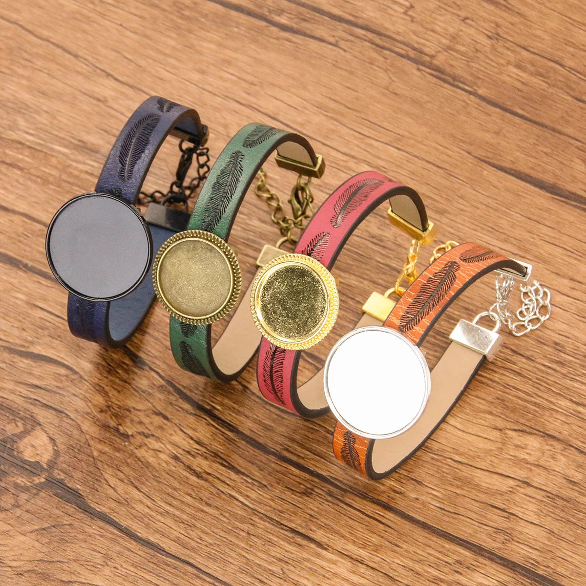 1Pcs 2 Size PU Bracelet Bronze Round Base Setting Cuff Blank Trays Brazel Fit 25 18mm Glass Cameo Dome Cabochon DIY Jewelry
