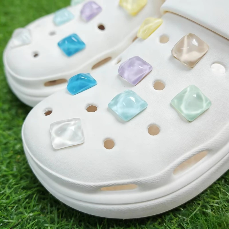 14PCS Cute Girl Ice Cube Shoe Charms DIY Hole Shoe Accessories Designer Quality Garden Decorations Gift for Girls