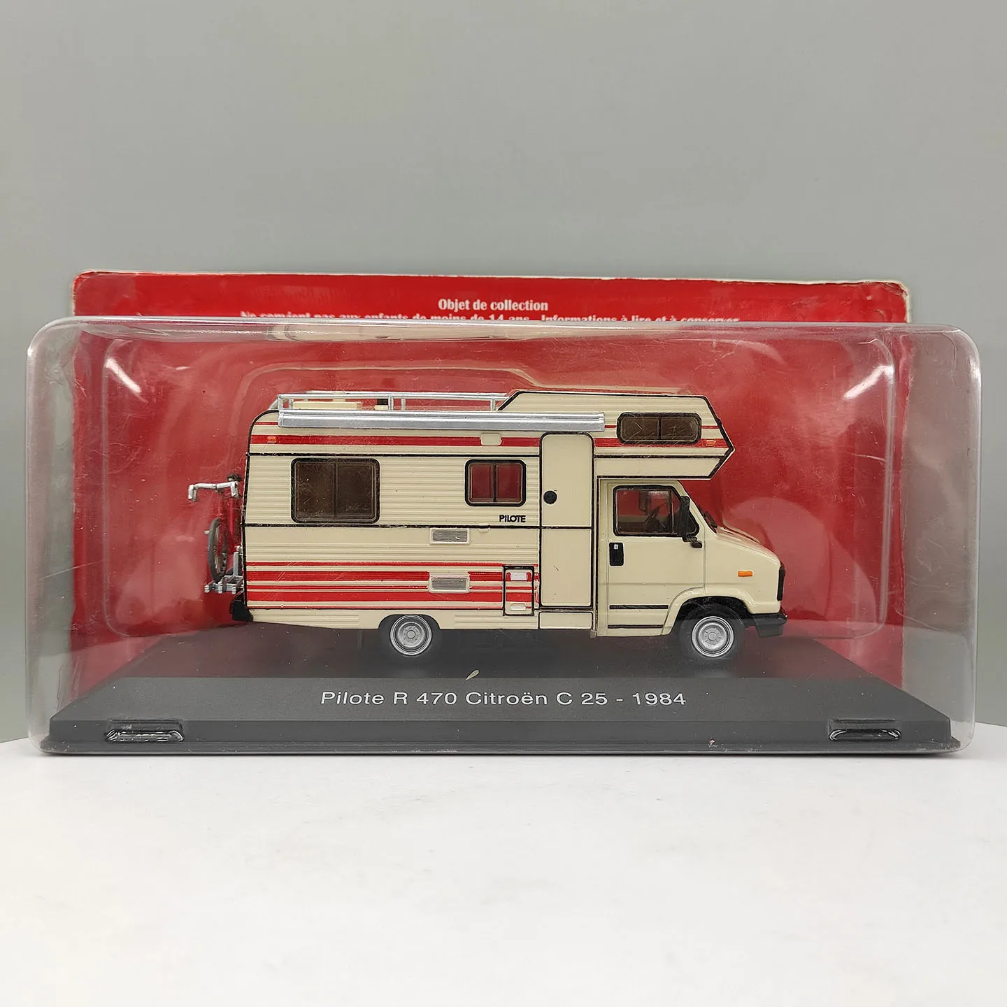 Diecast 1:43 Scale Pilote R 470 C 25-1984 Alloy Car Model
