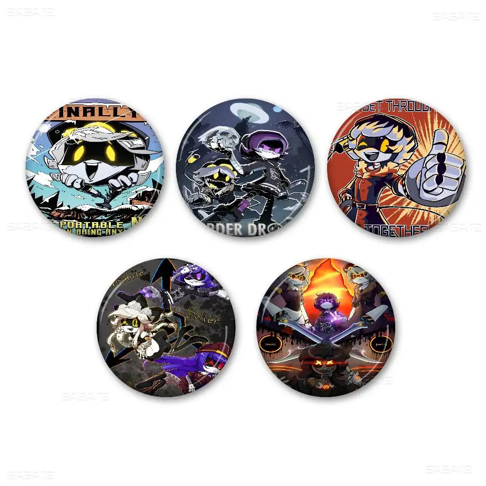 M-Murder D-Drones دبوس زر ناعم قابل للتخصيص للنساء مجوهرات إبداعية شارة مضحكة قبعة لمحبي الكرتون