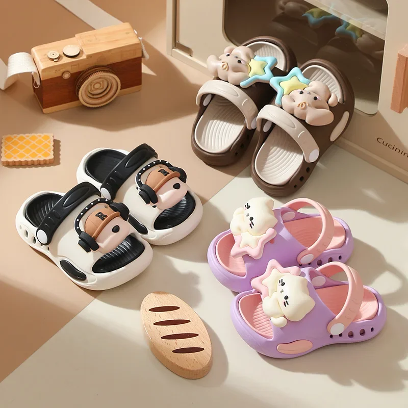 

Детские шлепанцы, противоскользящие и легкие, детская обувь с отверстиями, пляжная обувь с героями мультфильмов на мягкой подошве для мальчиков и девочек