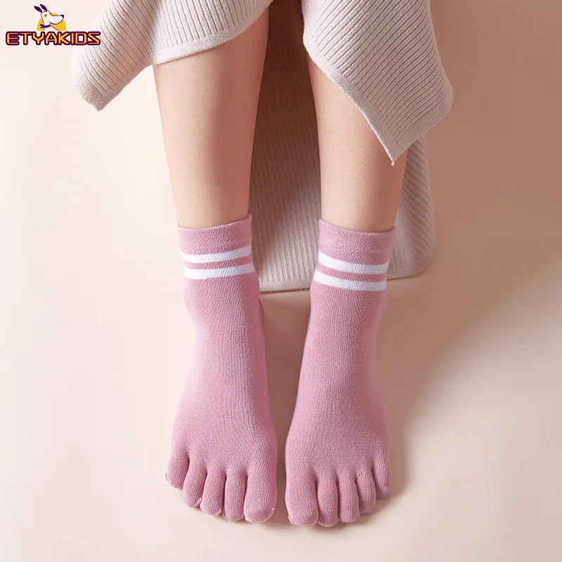 

1Pairs Kids Toe Socks Striped Cotton-finger Socks for 4-12T Children Boys Girls Casual Five Toes Tennies Breathable Short Socks