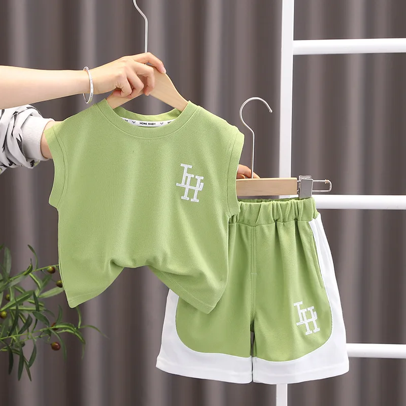 Zomer Baby Boy Designer Kleding 2023 Mode Brief Bedrukt O-hals Mouwloos Vest En Korte Broek Kinderpakken Kids Outfit Set