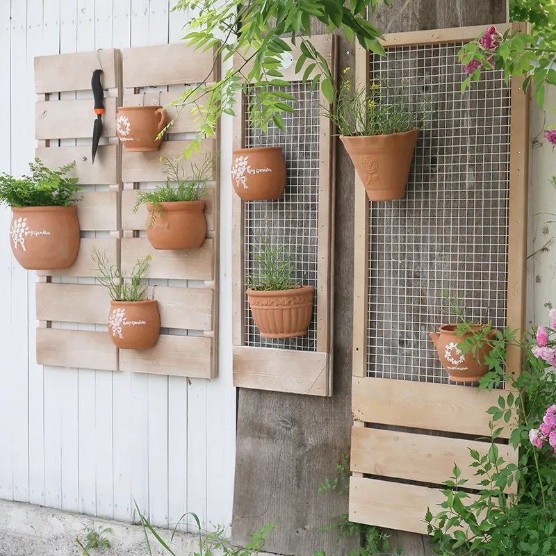 Wall-mounted flower pot frame Wall outdoor wall decoration anti-corrosion wood iron mesh grid frame Balcony flower stand Plant c