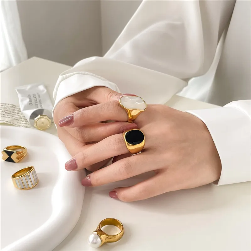 Punk Pearl Big Shell Geometric Ring Women Stainless Steel Plated 18k Creative Charm Beach Party Jewelry Accessories