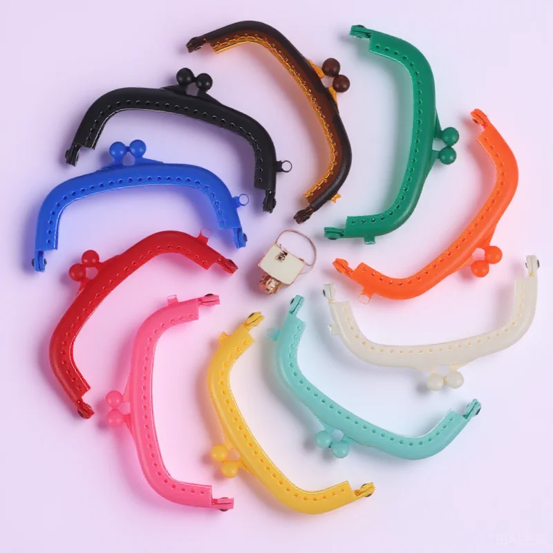 

10 Pcs Plastic Coin Purse Handle Clasp Frame Replacement Bag Handles Handbag Various Colors Lightweight Strong Plastic Curved