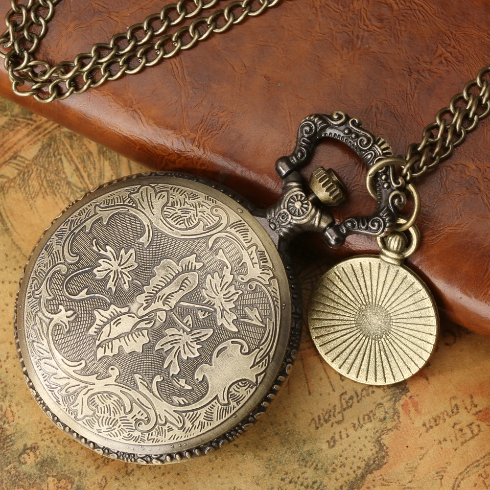 Vintage Bronze Pocket Watch Necklace Gift Men Women Colorful Roman Numeral Dial With Roman Label Pendant Quartz Clock