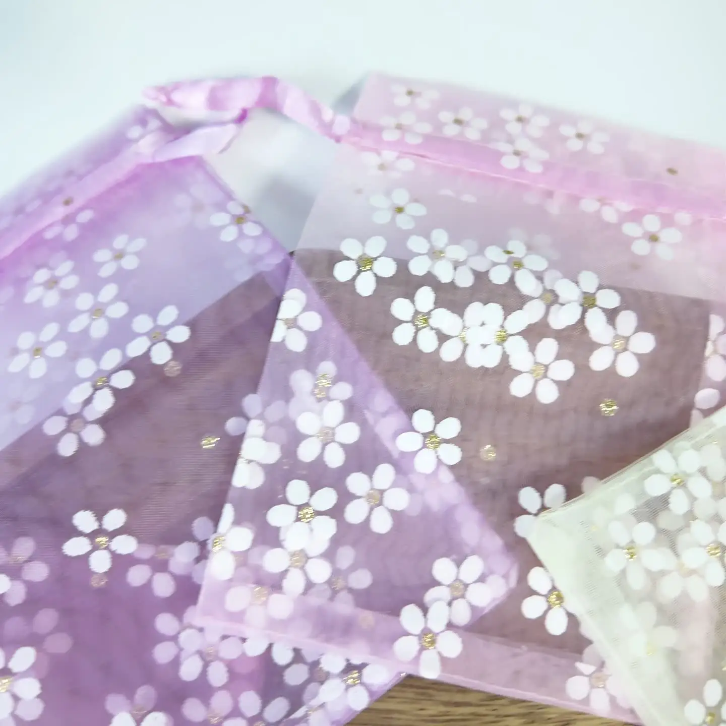 7x9/9x12/10x15/13x18cm Flower Printing Organza Bags Wedding Jewelry Bag Party Candy Packaging Drawstring Pouches Gift Bag view 2